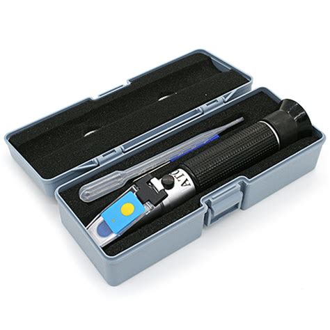 Premium Aquatics Refractometer with LED light 